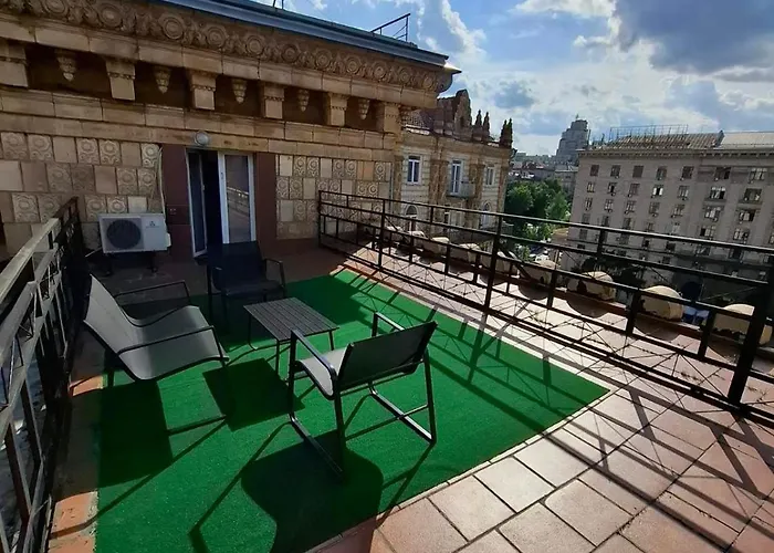 Khreshchatyk Apart Hotel Passage
