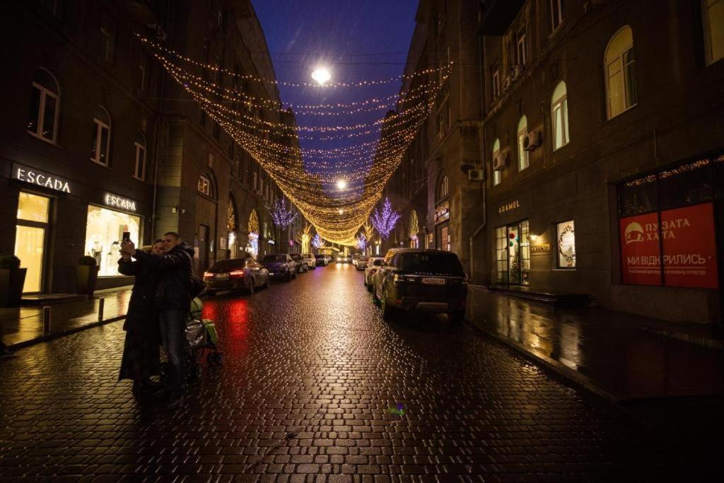 Khreshchatyk Passage شقة فندقية كييف